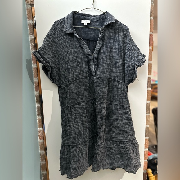 Beautiful, light material - Picture 1 of 2